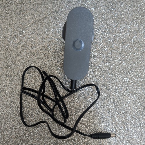 Vodafone 12v 5a - dc, 2.5a